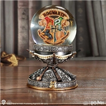 Harry Potter Snow Globe - Hogwarts and Magic Wands