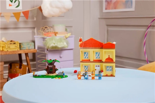LEGO Bluey 11203 - Blueys Family House